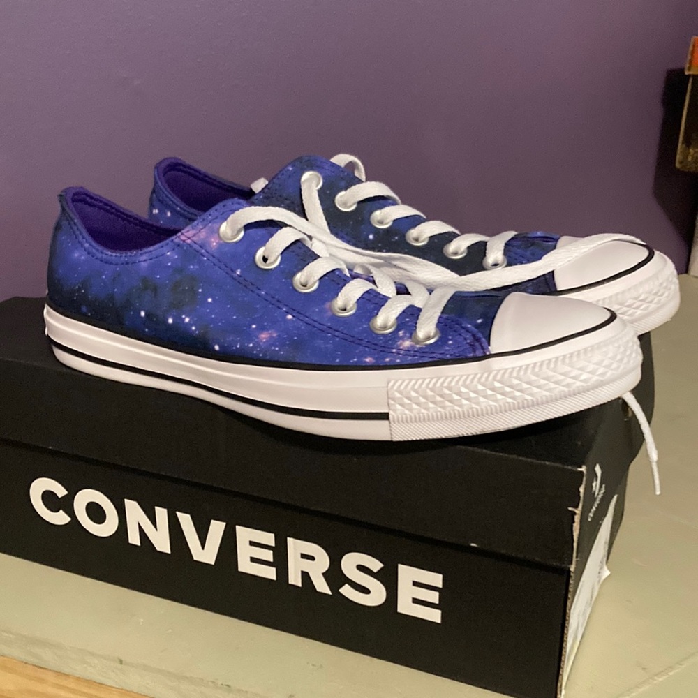 Converse Galaxy size 9